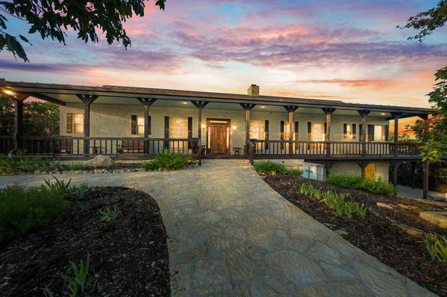 38 Seewald Rd, Boerne, TX 78006