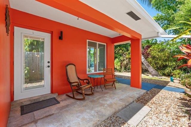 736 - 738 NE 36th Street, Oakland Park, FL 33334