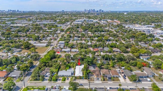 736 - 738 NE 36th Street, Oakland Park, FL 33334