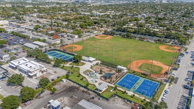 736 - 738 NE 36th Street, Oakland Park, FL 33334