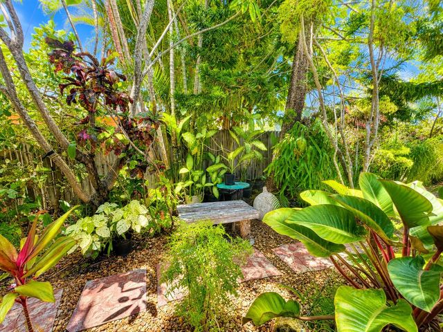 736 - 738 NE 36th Street, Oakland Park, FL 33334