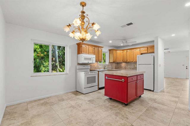 736 - 738 NE 36th Street, Oakland Park, FL 33334