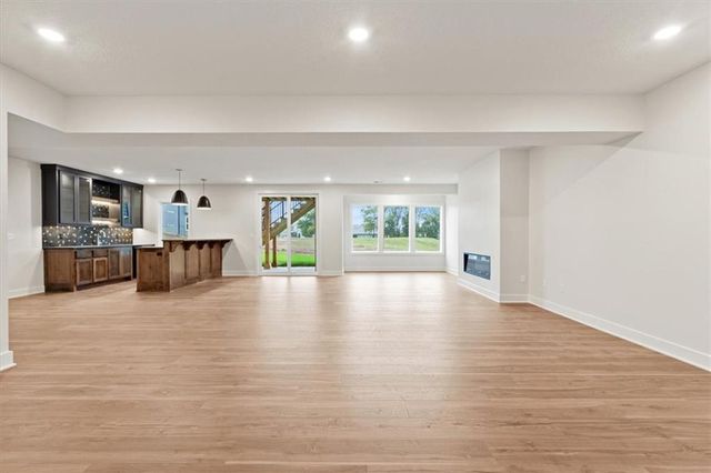 13458 Terrace Park Drive, Parkville, MO 64152