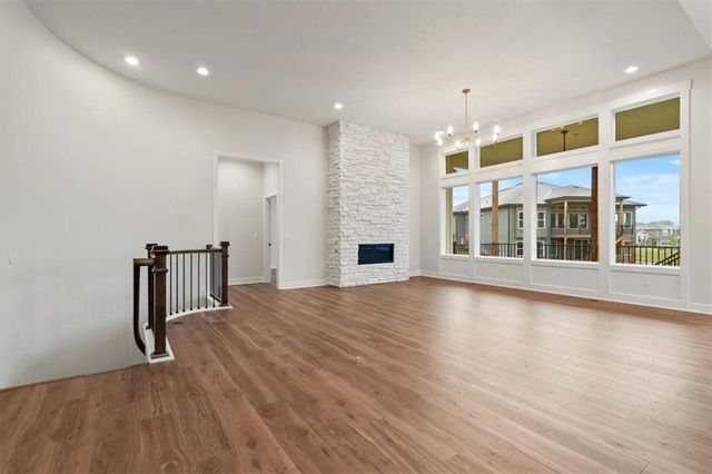 13458 Terrace Park Drive, Parkville, MO 64152