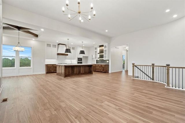 13458 Terrace Park Drive, Parkville, MO 64152