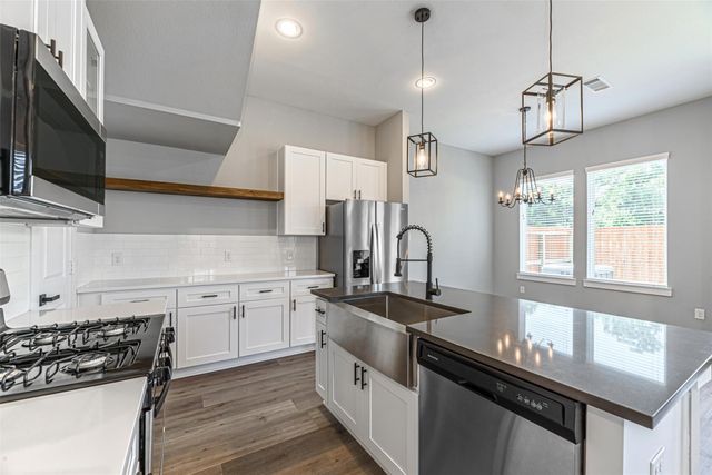 8475 Berry Brush Lane, Houston, TX 77022