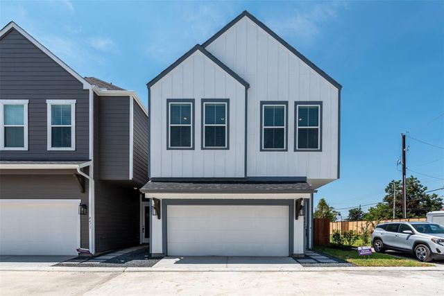 8475 Berry Brush Lane, Houston, TX 77022