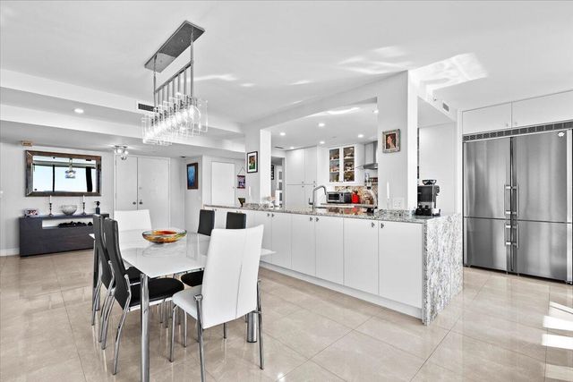 4000 N Ocean Drive 2004, Singer Island, FL 33404