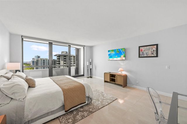 4000 N Ocean Drive 2004, Singer Island, FL 33404