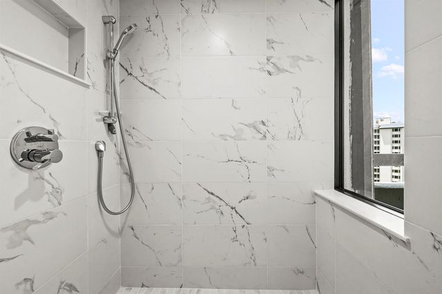 4000 N Ocean Drive 2004, Singer Island, FL 33404