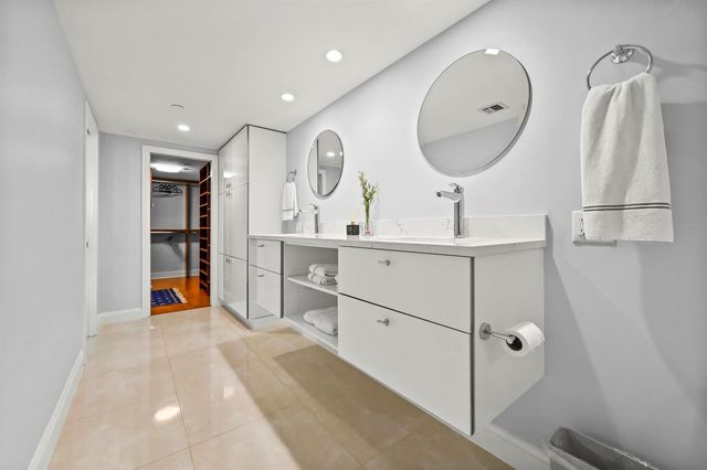 4000 N Ocean Drive 2004, Singer Island, FL 33404