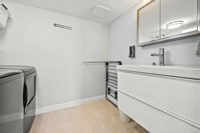 4000 N Ocean Drive 2004, Singer Island, FL 33404