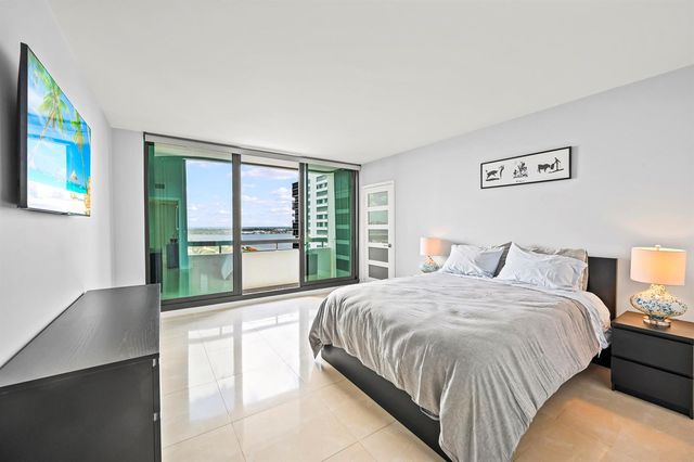 4000 N Ocean Drive 2004, Singer Island, FL 33404