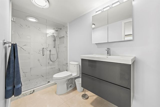 4000 N Ocean Drive 2004, Singer Island, FL 33404