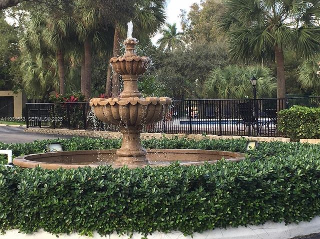 2445 SW 18th Ter 705, Fort Lauderdale, FL 33315