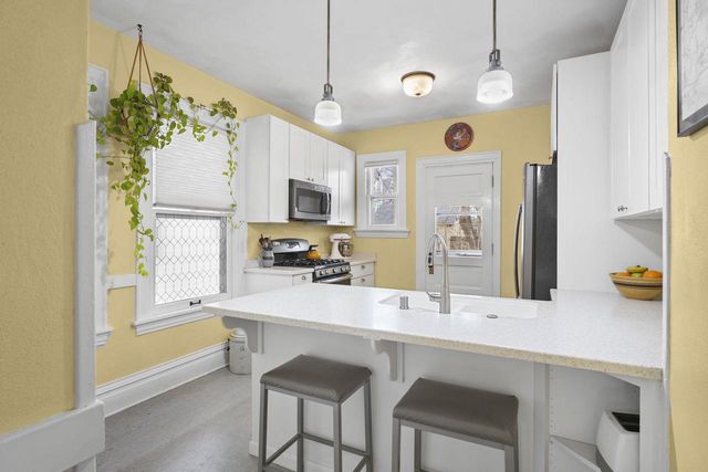 512 S Ingersoll Street, Madison, WI 53703