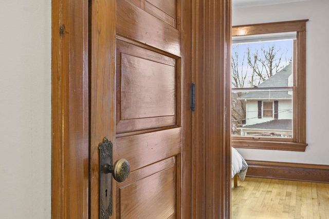 512 S Ingersoll Street, Madison, WI 53703