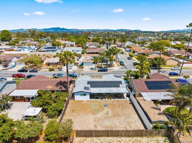 3027 Linda Dr, Oceanside, CA 92056
