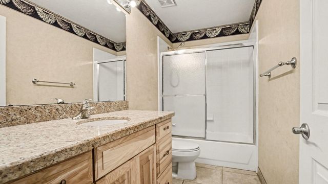 718 Fairfield Avenue, La Porte, TX 77571