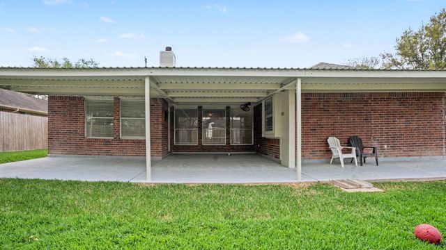718 Fairfield Avenue, La Porte, TX 77571