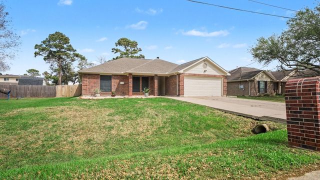 718 Fairfield Avenue, La Porte, TX 77571