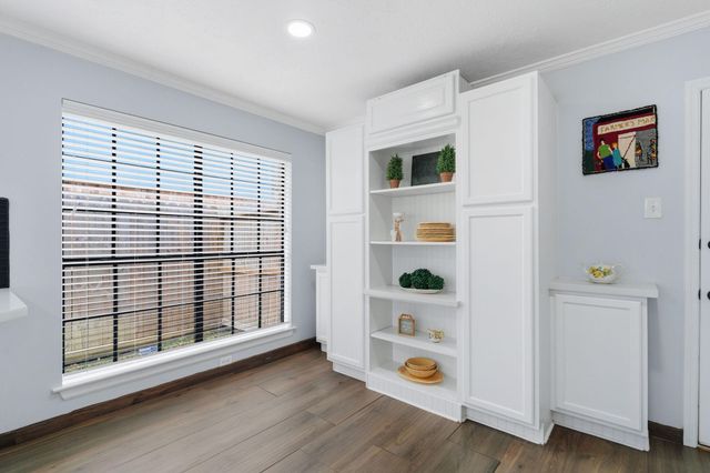 1911 Victoria Garden Drive, Richmond, TX 77406