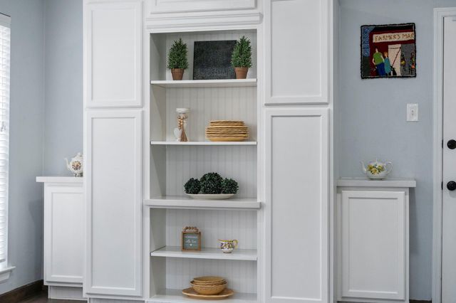 1911 Victoria Garden Drive, Richmond, TX 77406