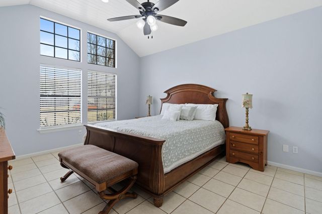 1911 Victoria Garden Drive, Richmond, TX 77406