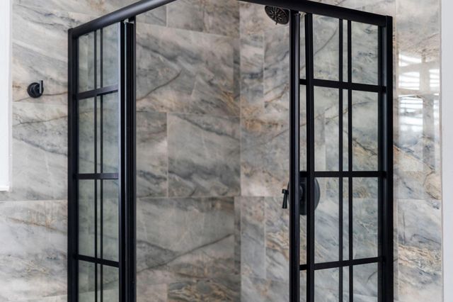 1911 Victoria Garden Drive, Richmond, TX 77406