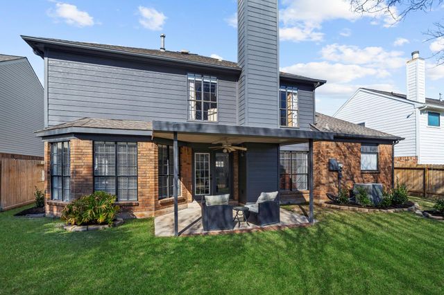 1911 Victoria Garden Drive, Richmond, TX 77406