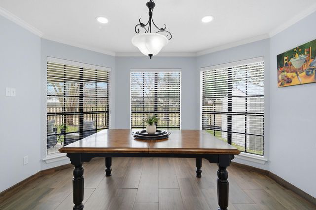 1911 Victoria Garden Drive, Richmond, TX 77406