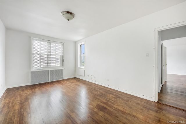 63-45 Saunders Street 6H, Rego Park, NY 11374
