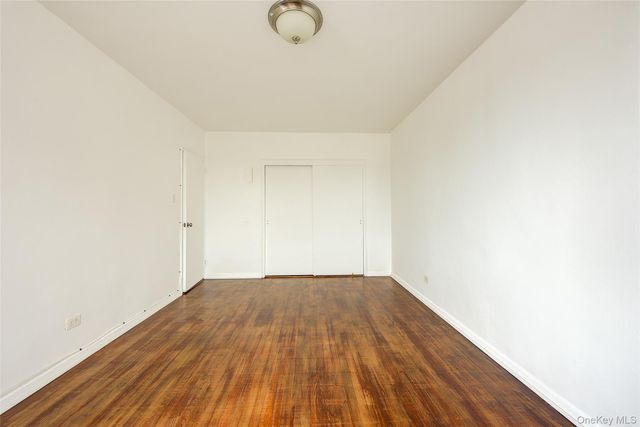 63-45 Saunders Street 6H, Rego Park, NY 11374