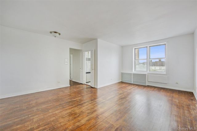 63-45 Saunders Street 6H, Rego Park, NY 11374