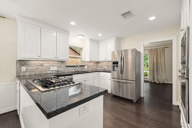 9814 Moorberry Lane, Houston, TX 77080