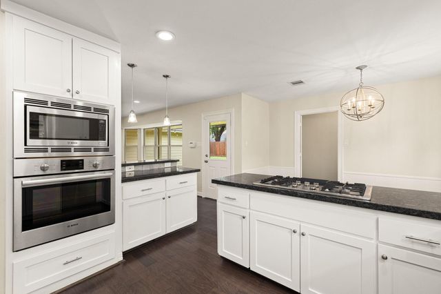 9814 Moorberry Lane, Houston, TX 77080
