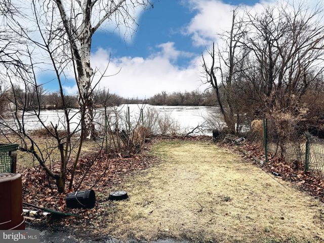 503 CHESTNUT ST, Brooklawn, NJ 08030