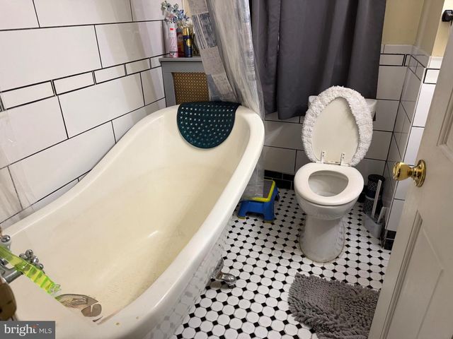 503 CHESTNUT ST, Brooklawn, NJ 08030