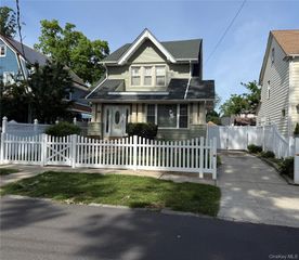 110-07 196th Street, Saint Albans, NY 11412