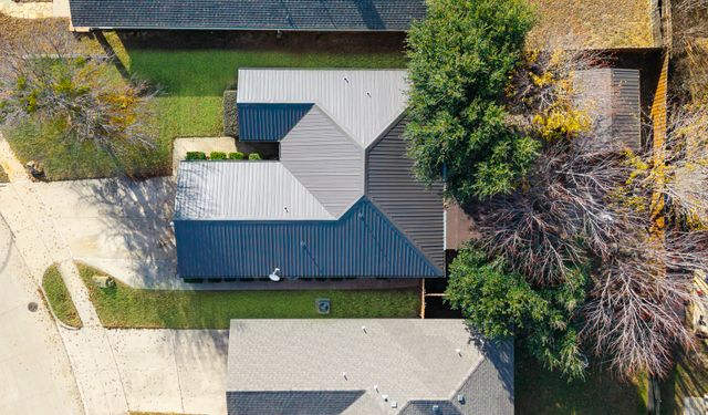 12212 Stillglen Trail, Fort Worth, TX 76028