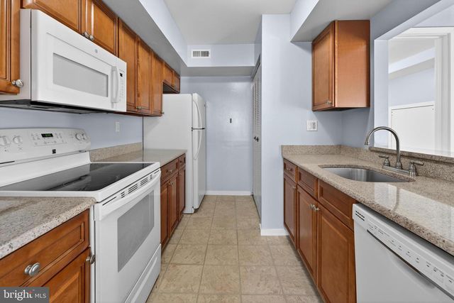 203 GREGORYS WAY, Voorhees, NJ 08043