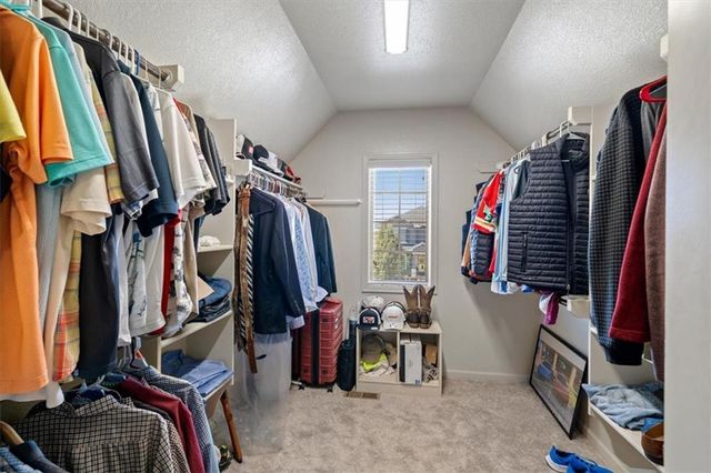 12611 S Laci Circle, Lee's Summit, MO 64086