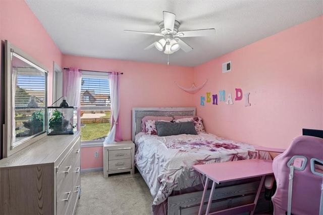 12611 S Laci Circle, Lee's Summit, MO 64086