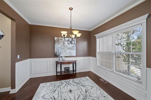 12611 S Laci Circle, Lee's Summit, MO 64086