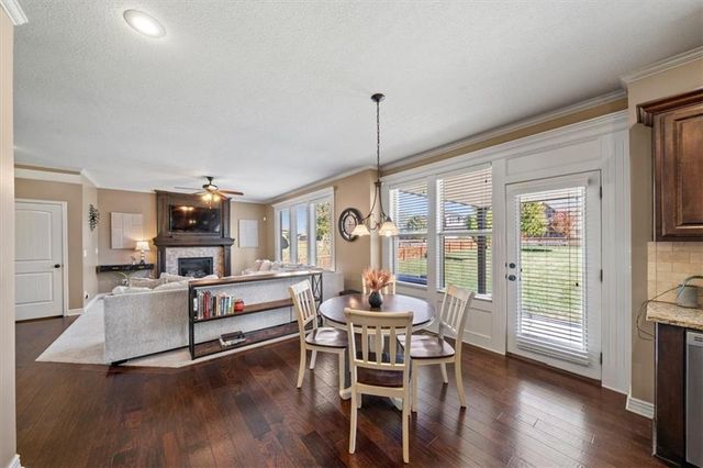 12611 S Laci Circle, Lee's Summit, MO 64086