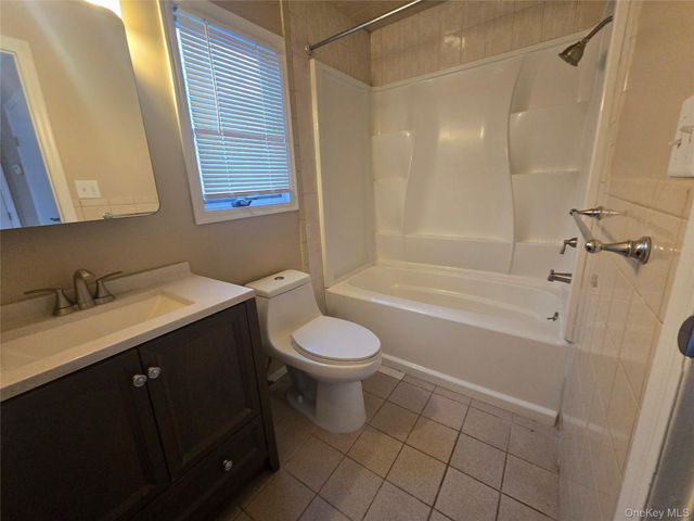 19 Cardinal Lane, East Islip, NY 11730