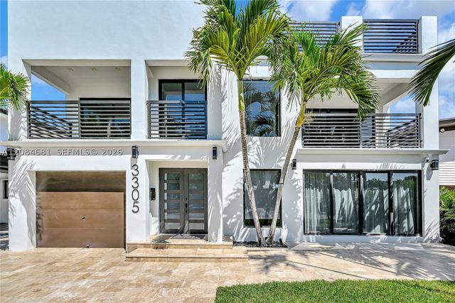 3305 NE 15th St, Fort Lauderdale, FL 33304