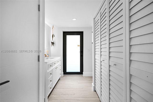 3305 NE 15th St, Fort Lauderdale, FL 33304