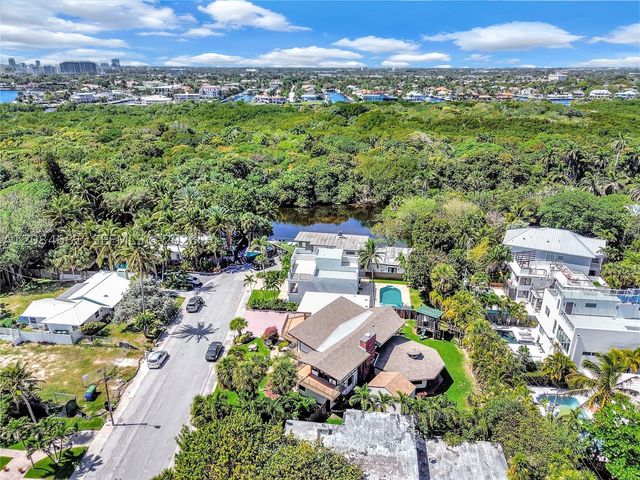 3305 NE 15th St, Fort Lauderdale, FL 33304