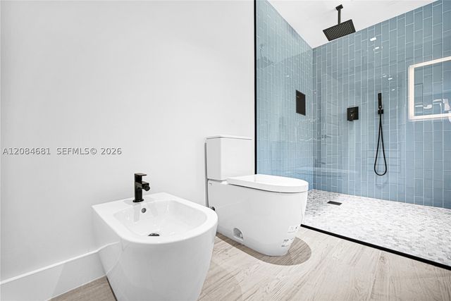 3305 NE 15th St, Fort Lauderdale, FL 33304